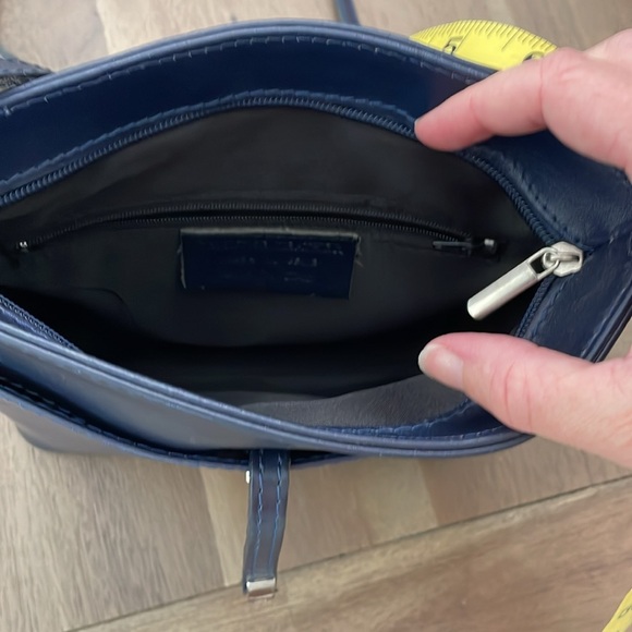 Set of 2 Blue Vera Pelle Handbags - Picture 13 of 17